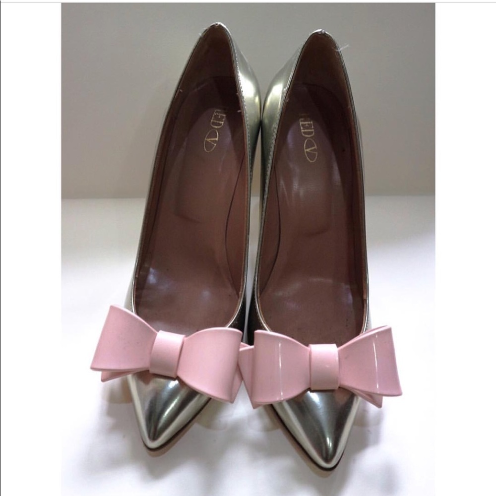 Authentic Red Valentino Gold heels